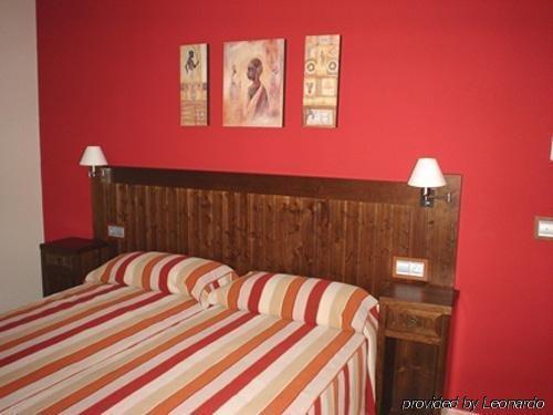 Hotel Rocio Villafranca de Córdoba Kamer foto